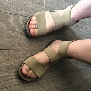 Naot sandals with ankle strap